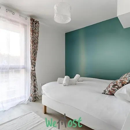 Grand 3 Pieces Moderne Avec Parking A * بونتا